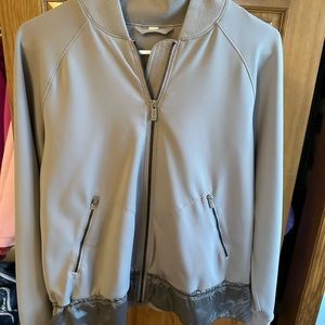 lululemon jacket!